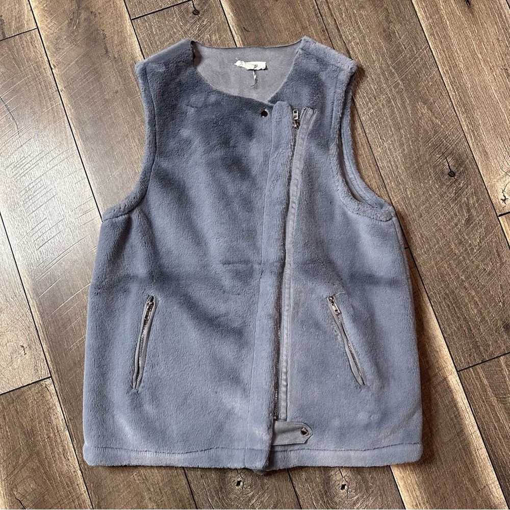 Hashttag Fuzzy Vest